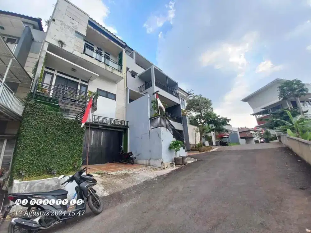 Rumah Dibawah Harga Pasar Dalam Komplek Greenland Cigadung Segera Survey!