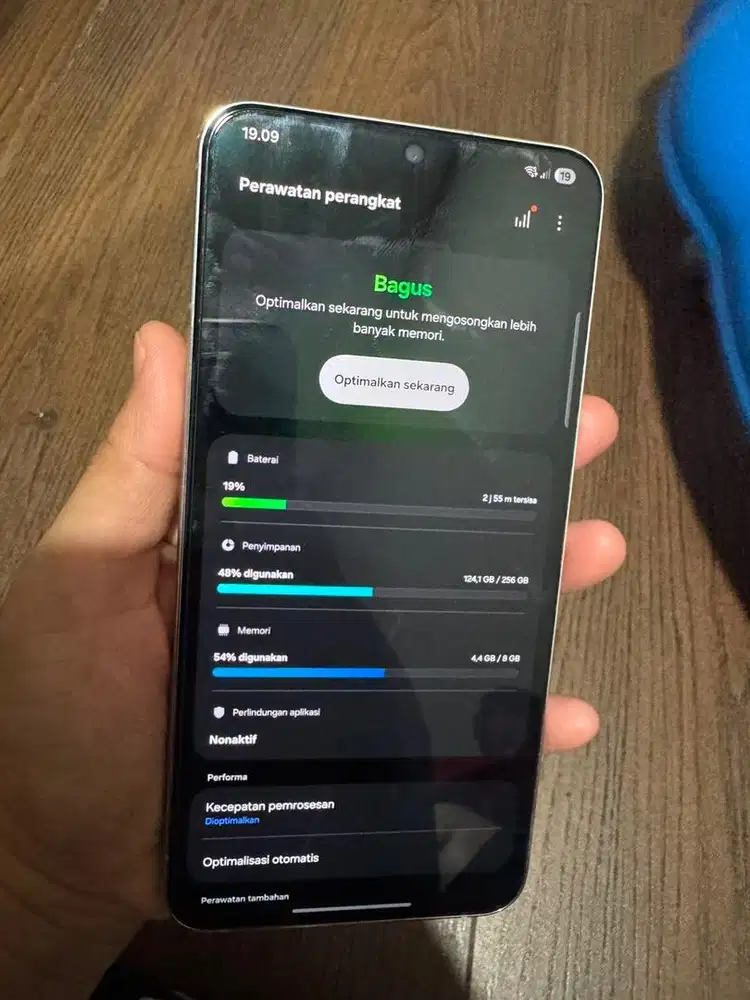 Samsung s22 plus 8/256gb hp only