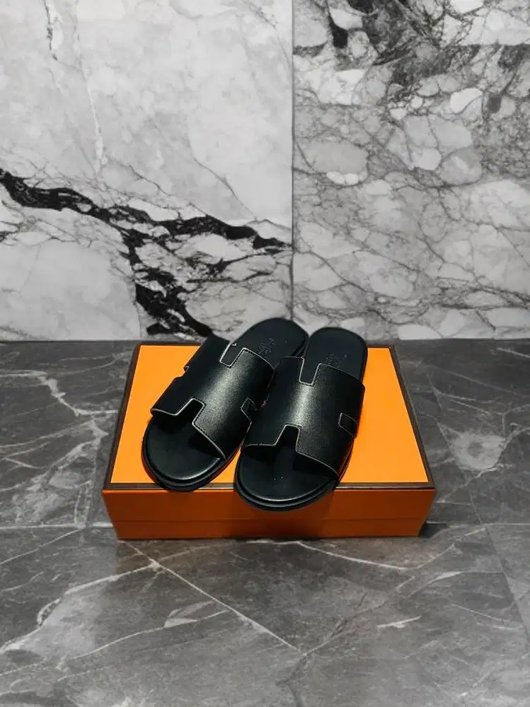 Sendal Hermes size 41