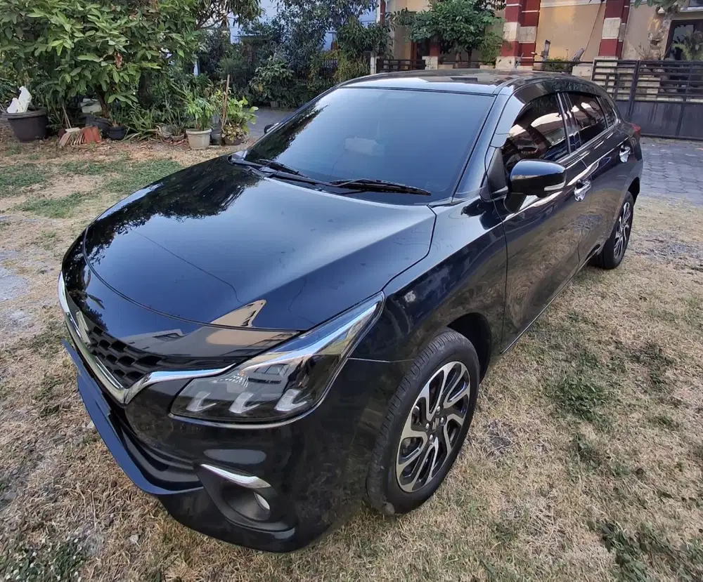 Suzuki Baleno Hatchback 2025 – Low KM, Servis Resmi, Asuransi All Risk