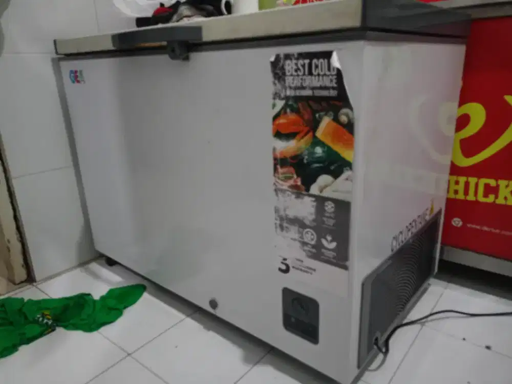 FREZER GEA BEKAS
