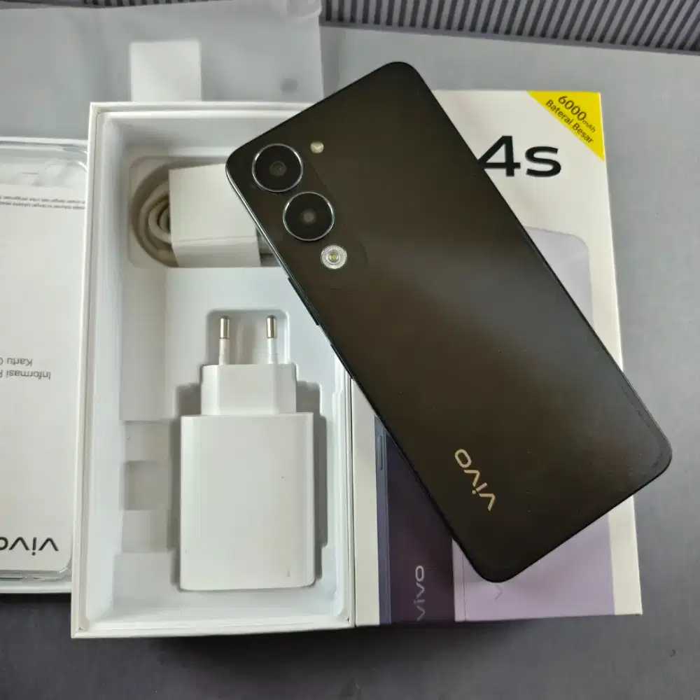 Vivo Y04S ram 4+4/64GB lengkap