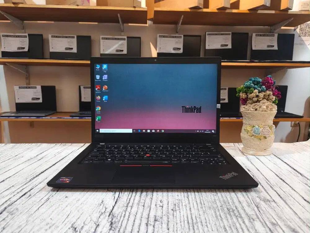 Laptop LENOVO THINKPAD T495 AMD Ryzen 5 Pro 3500U Ram 8GB
