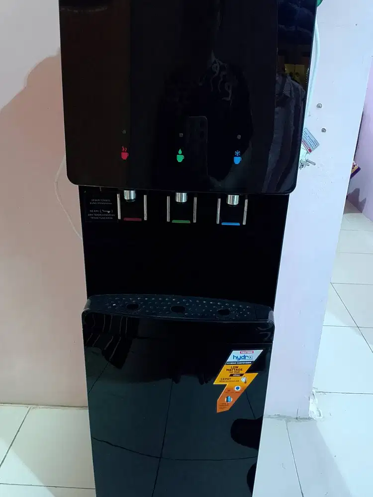 Jual butuh Dispenser Polytron