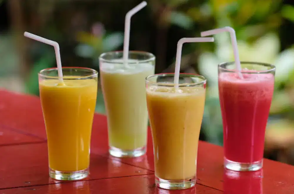 Mitra penjual minuman aneka buah