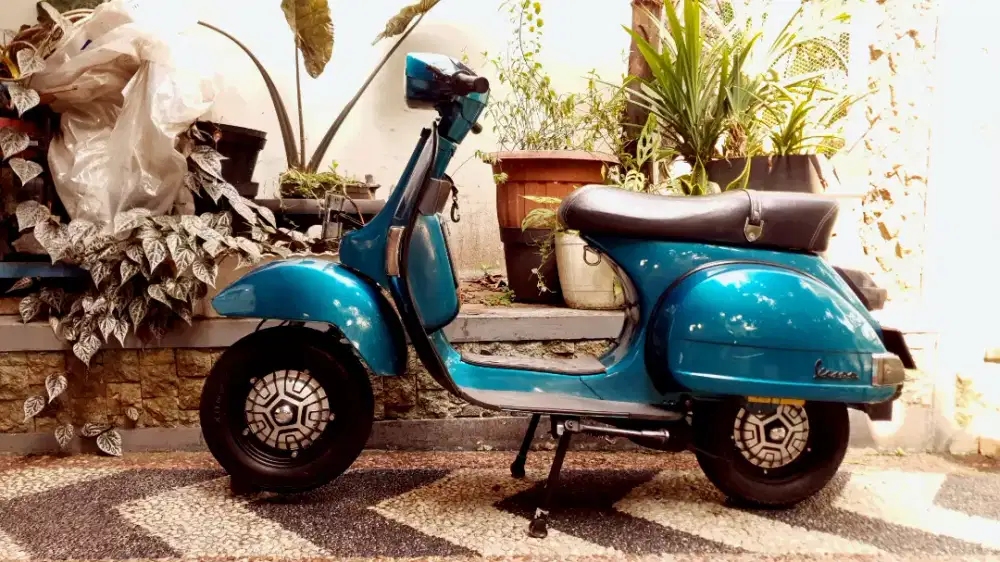 Vespa exclusive 2 tahun 1994 double stater (kick & electrick)