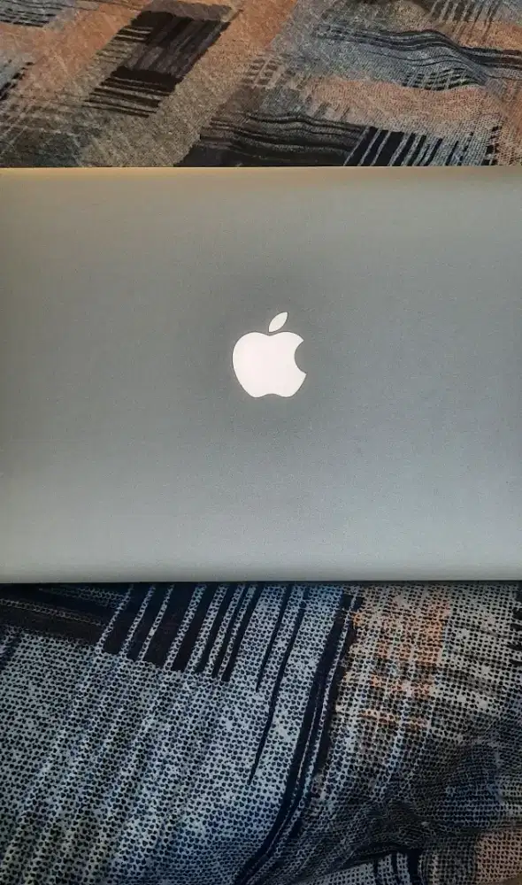 Macbook air early 2015, 2,2GHz, i7, 8/128