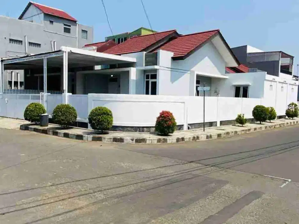 Rumah Cantik HOOK LT 244 Di Antapani Bandung harga 3.1 Milyar