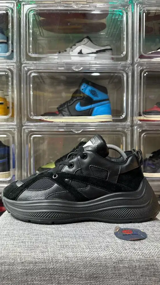 PRADA CHUNKY LEATHER SNEAKERS PLATFORM BOLD BLACK