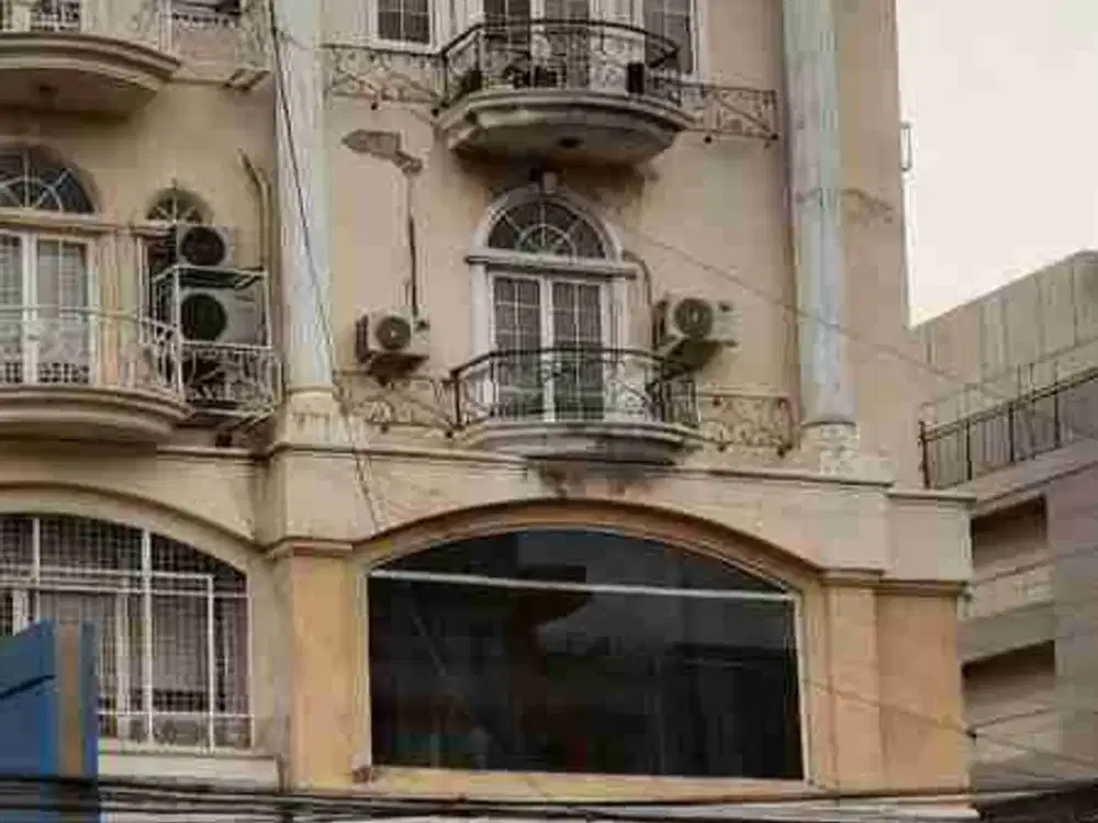 DIJUAL RUKO di HOOK 4LT + ROOFTOP di Radio Dalam Raya, area sangat strategis, cocok utk Komersial dan siap pakai

Jakarta Selatan, DKI Jakarta