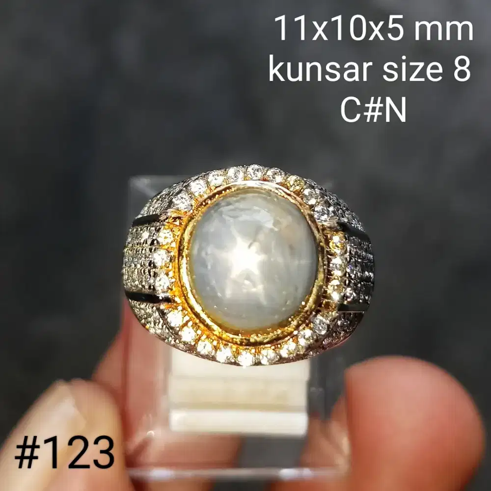 Batu permata natural star white sapphire Ceylon