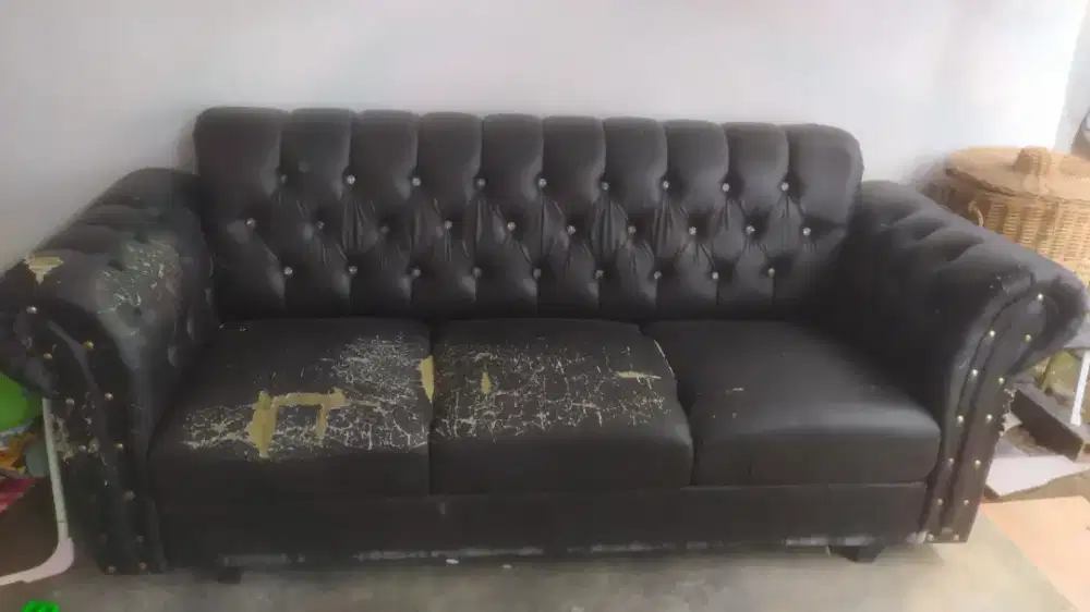 Jual sofa kondisi masih bagus
