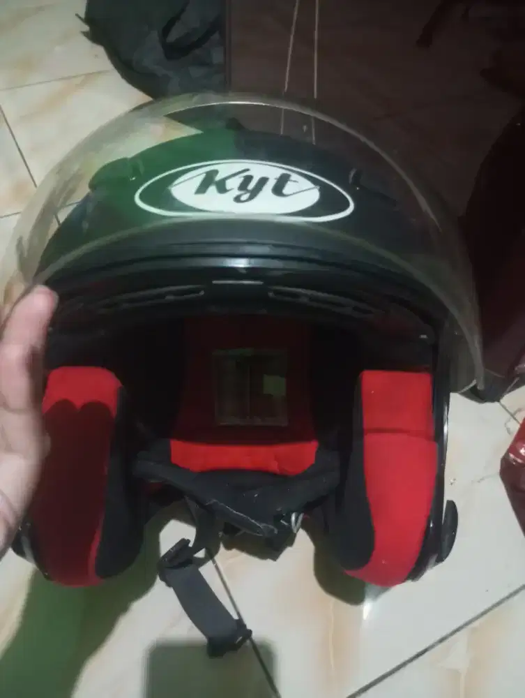 DIJUAL CEPAT HELM KYT ORI