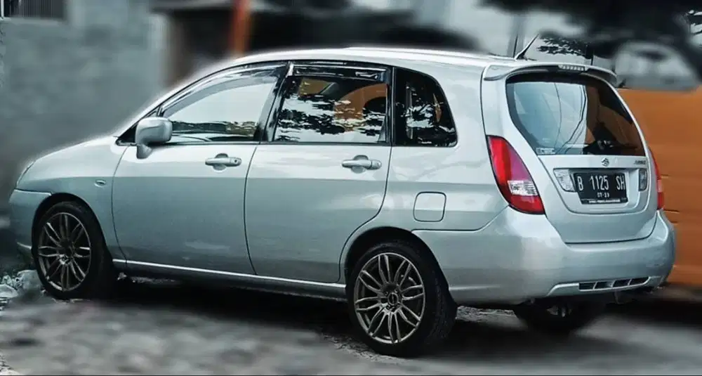 Suzuki Aerio 2003