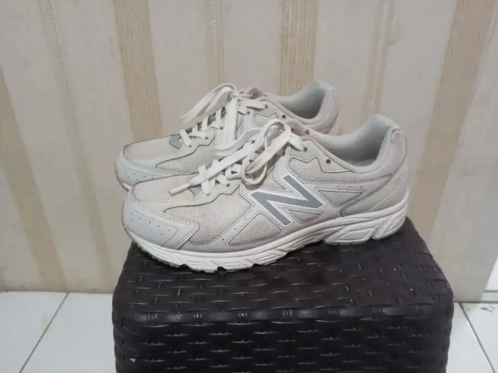 Sepatu NB Original Size 39