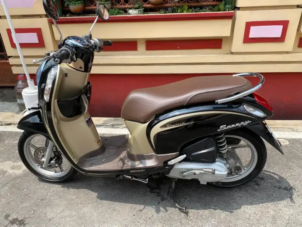 Honda Scoopy 2014