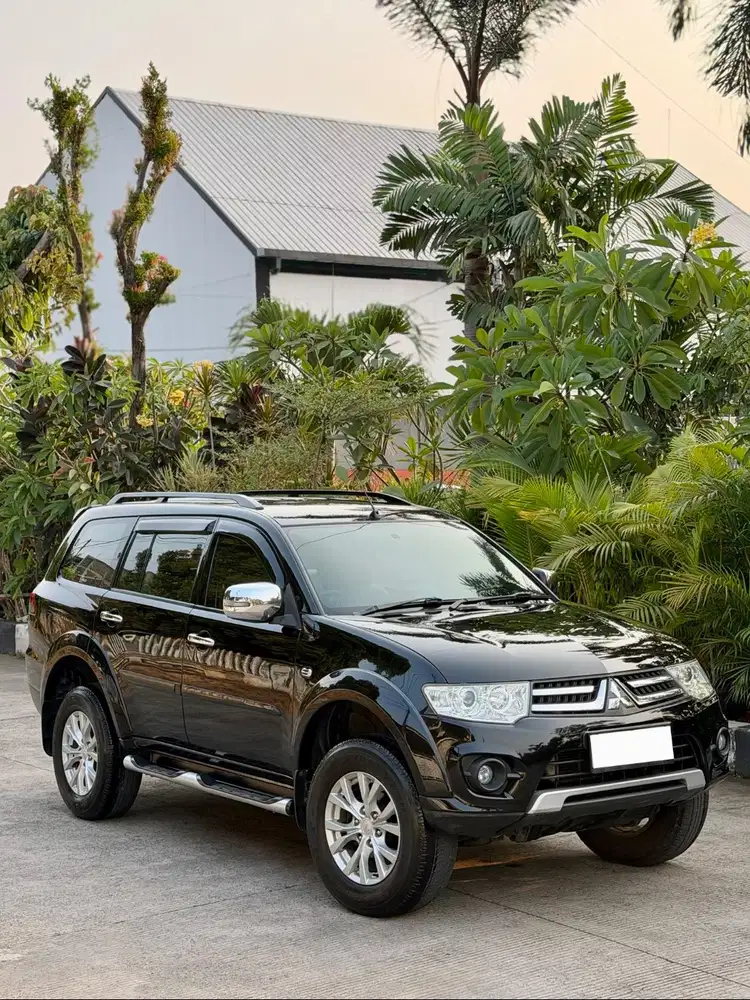 {Harga Cash} Mitsubishi Pajero Sport Exceed 2.5 A/T Diesel 2013/2014