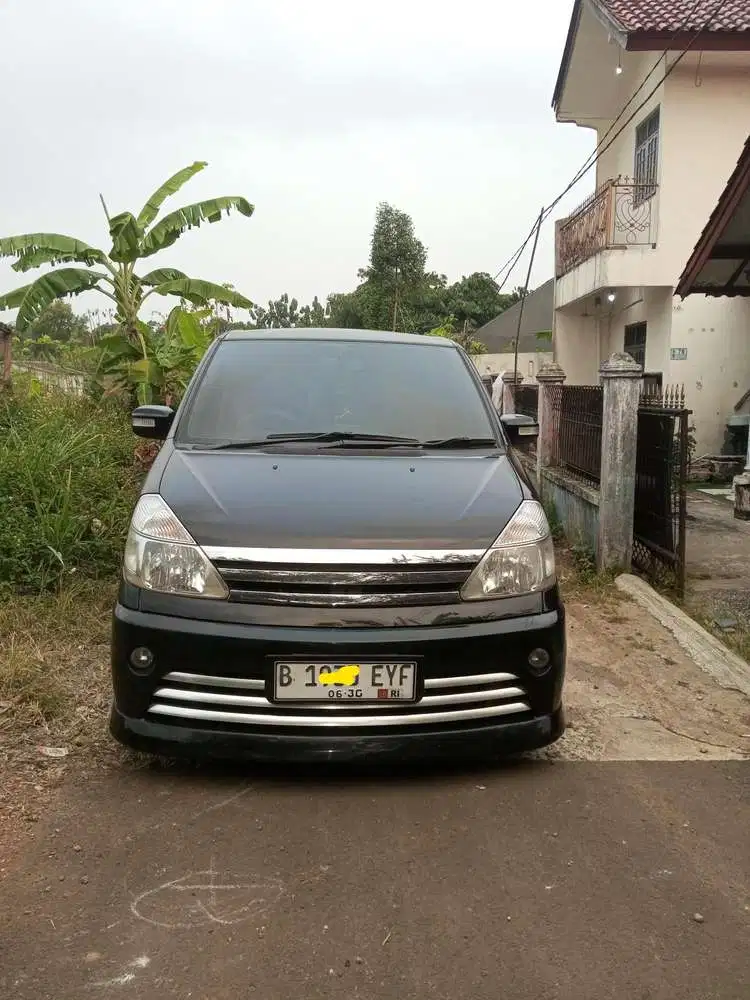 Nissan Serena 2012 Bensin
