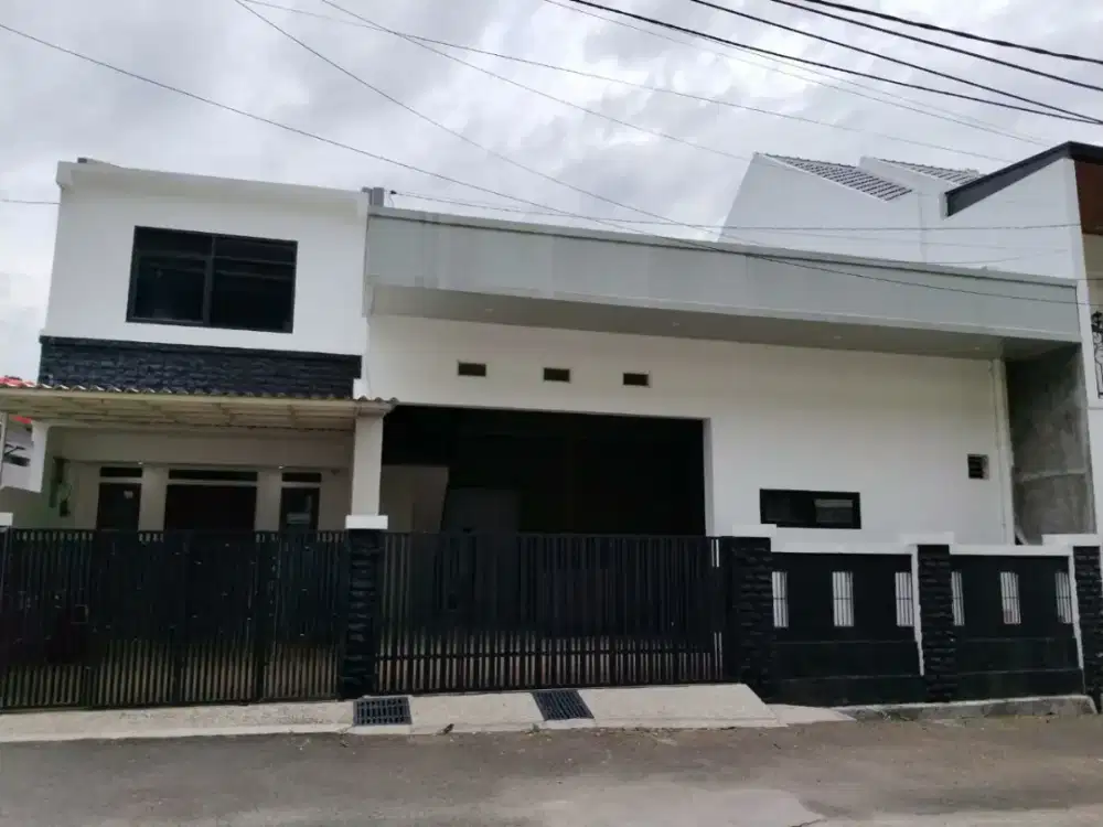 Dijual rumah bonus gudang Murah di Pondok Kopi Duren Sawit Jakarta