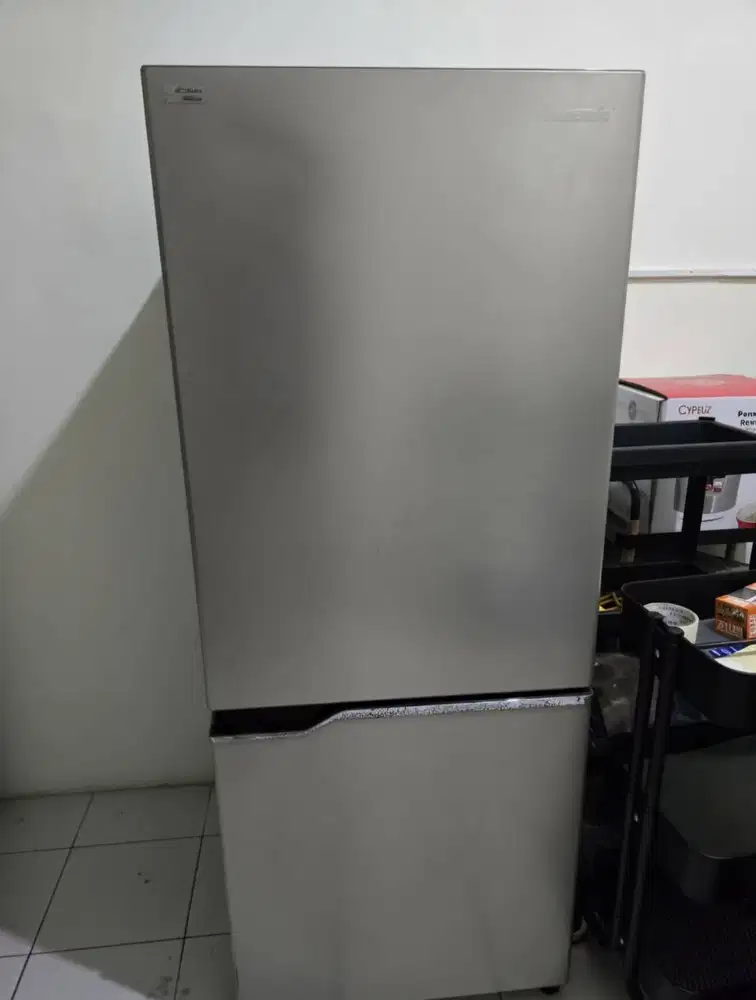 Kulkas Premium Panasonic NR-BV288 (Bottom Freezer) (Free ongkir JKT)