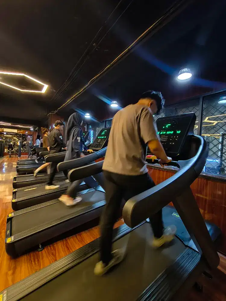 Lowongan sebagai Fitness Consultant di tempat GYM
