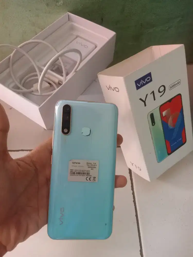 VIVO Y19 Lengkap Fullset