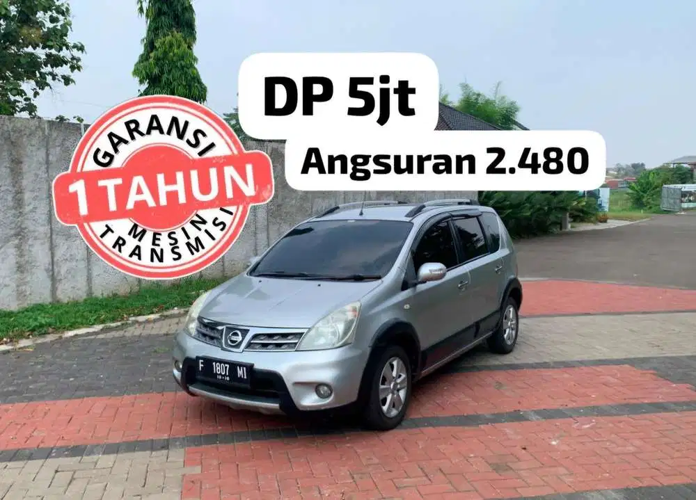 Nissan Grand livina xgear M/T 2010 BERGARANSI
