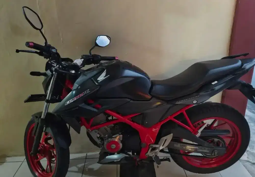 CB150R StreetFire 2016