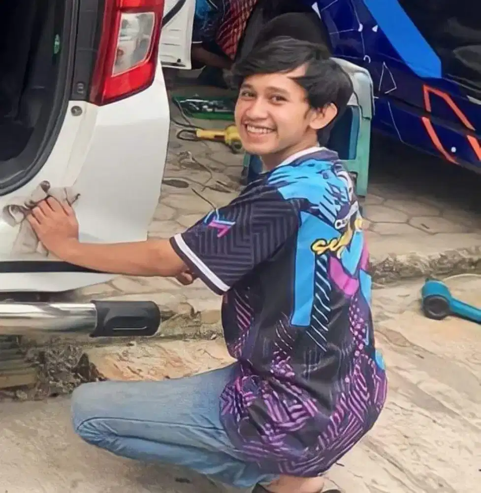 mencari pekerjaan tetap