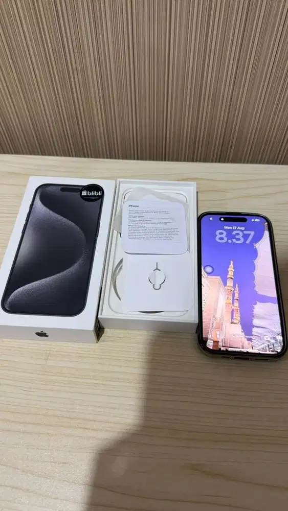 iPhone 15 Pro 128GB Black Titanium | Fullset | Pemakaian Pribadi