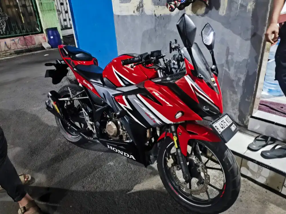 motor honda cbr 150r 2019