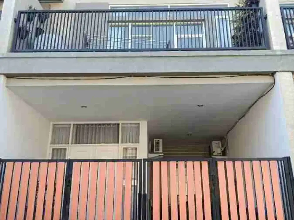 DIJUAL RUMAH MODERN MINIMALIS (FURNISHED), LEBAK JAYA