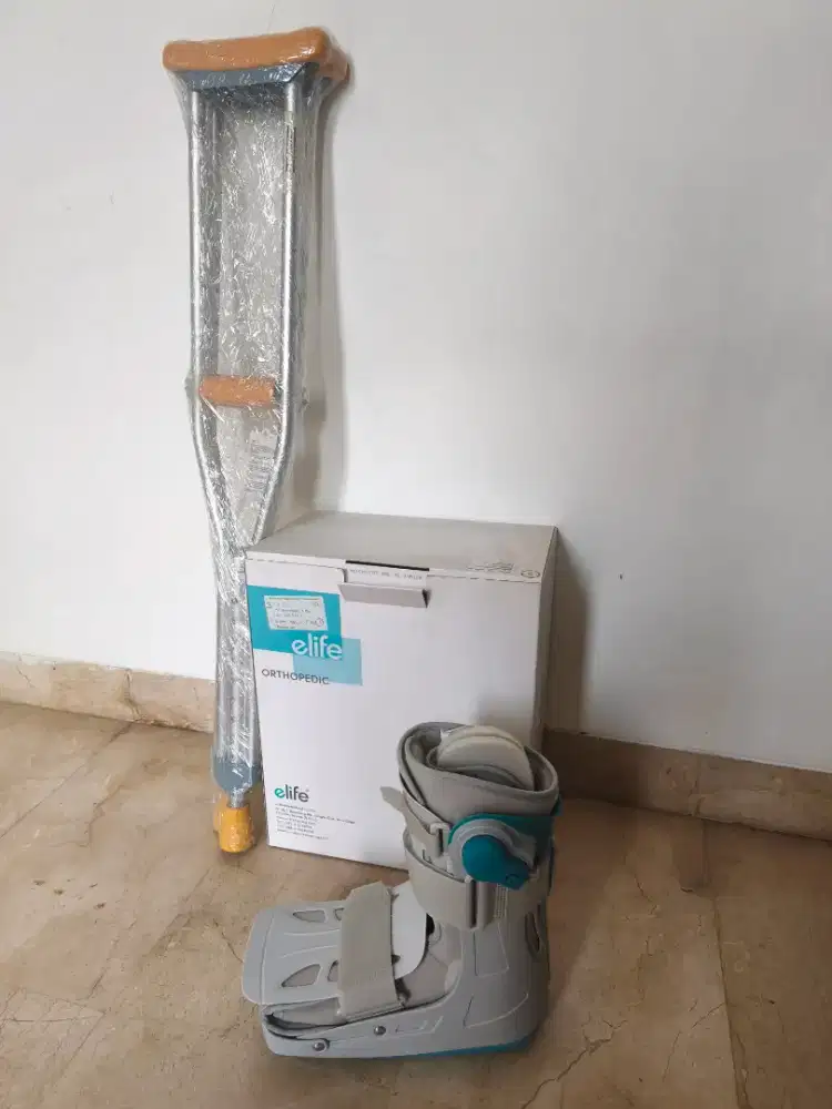 Sepatu orthopedi untk pengobatan kaki patah