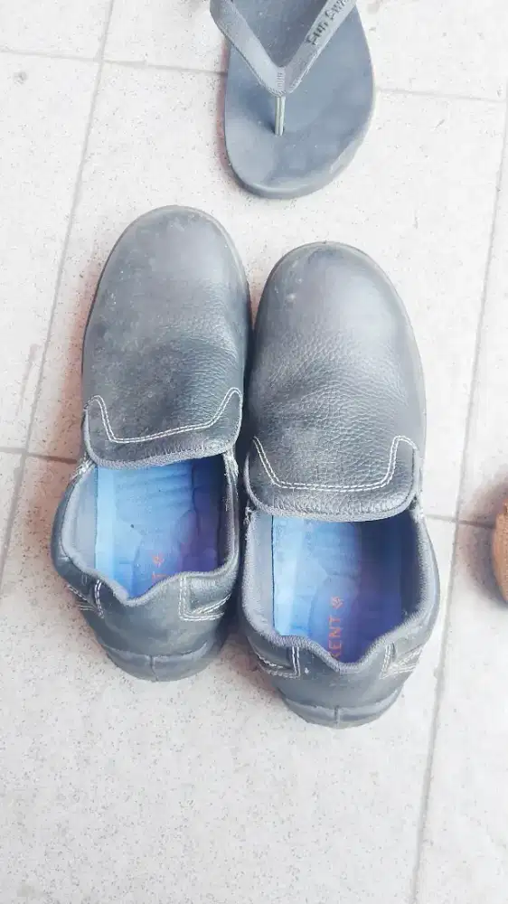 Sepatu Safety Kent