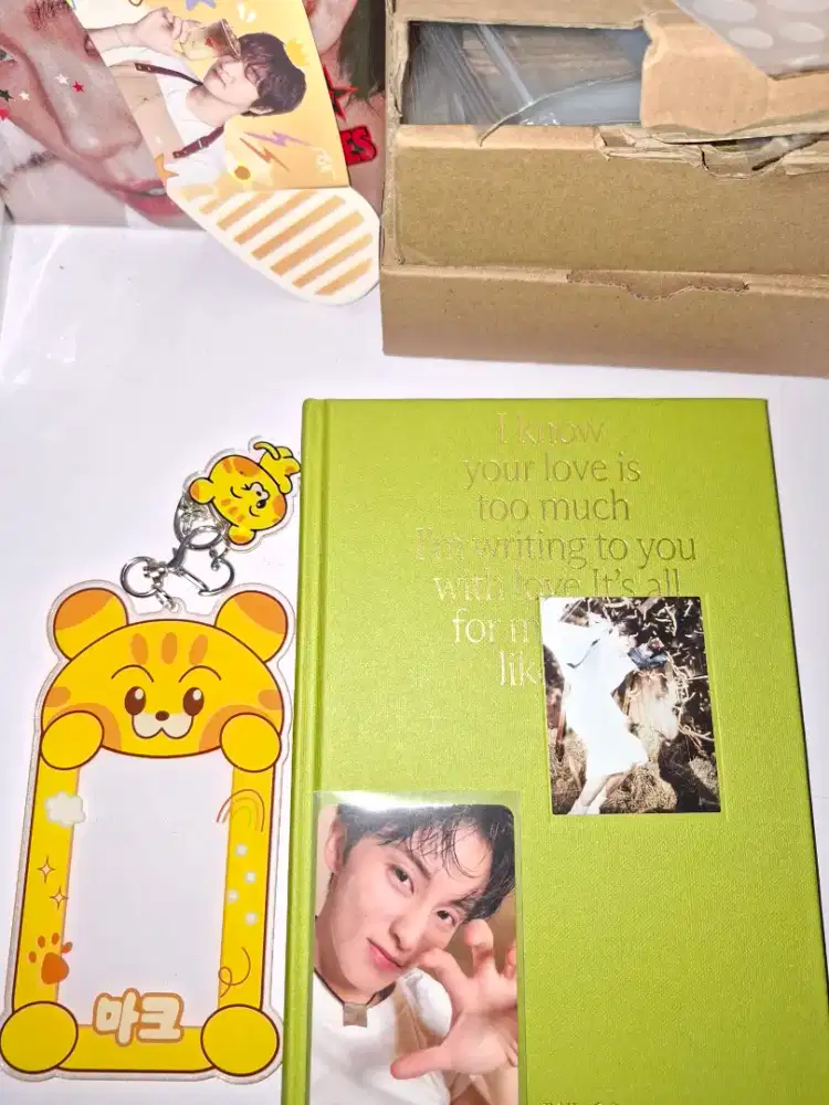 ALBUM MARK UNSEALED FULLSET