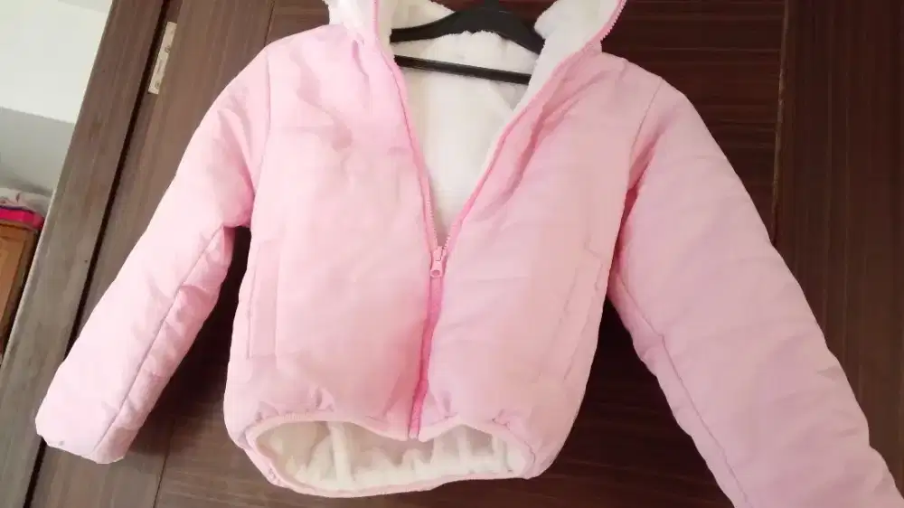 Jaket anak perempuan