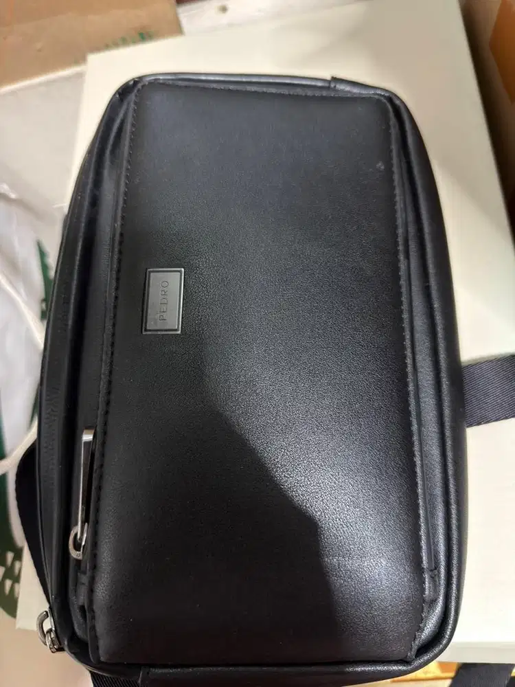 Sling Bag Pedro Original Hitam