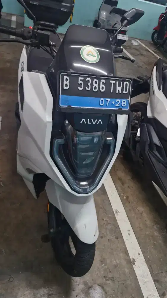 Alva One 2023 putih (nego)