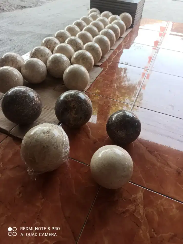 Kerajinan bila batu marmer plhitam, putih