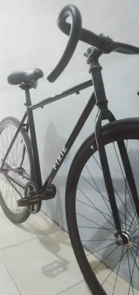 Sepeda, fixie, sepeda fixie, sepeda balap, sepeda rem terpedo