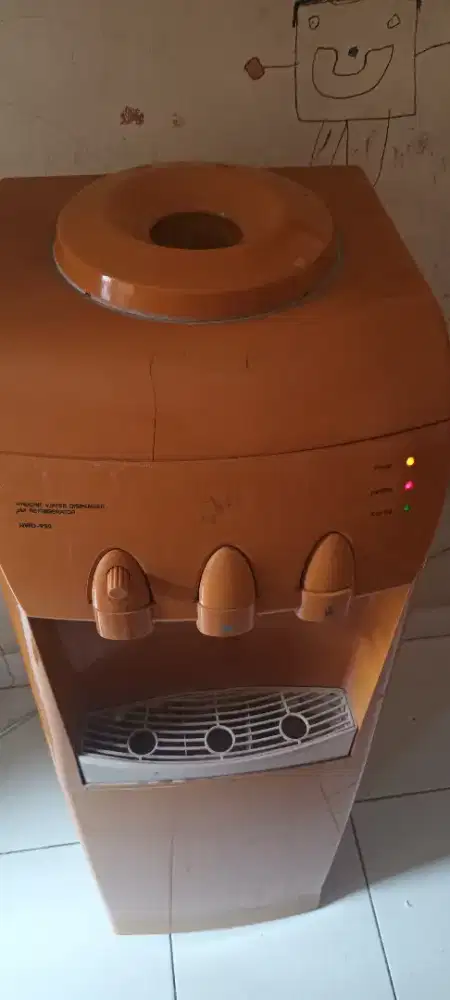 Dispenser sanken panas dingin normal