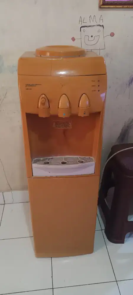 Dispenser sanken panas dingin normal