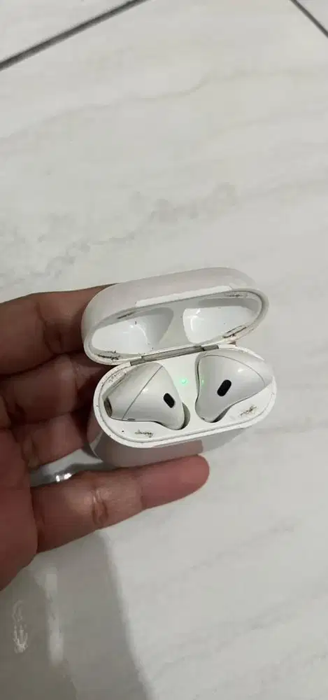 DIJUAL AIRPODS GEN 2 TAHUN 2019