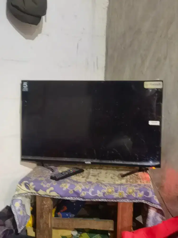 Akari smart tv 32 inch