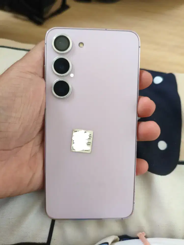 SAMSUNG S23 8/256