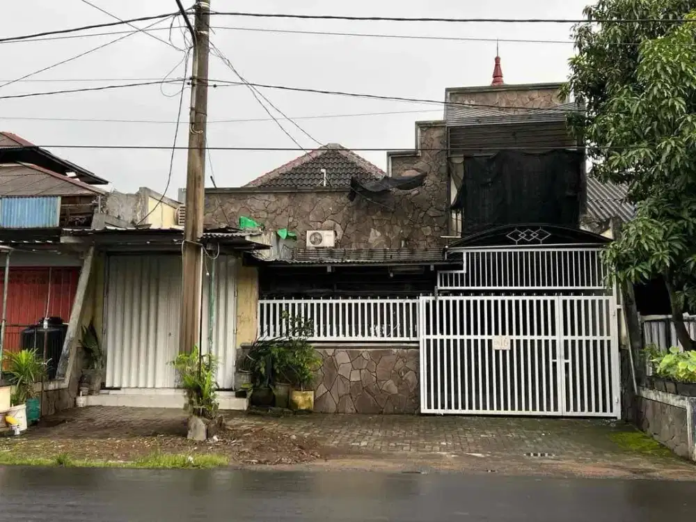 Properti untuk Usaha
Rumah 2 Lantai & Toko (Tepi Jalan Raya)
Jalan Raya Wisma Lidah Kulon
Lokasi strategis cocok untuk ruko toko warehouse kos2an showroom, dan berbagai usaha (jalan raya padat & ramai)