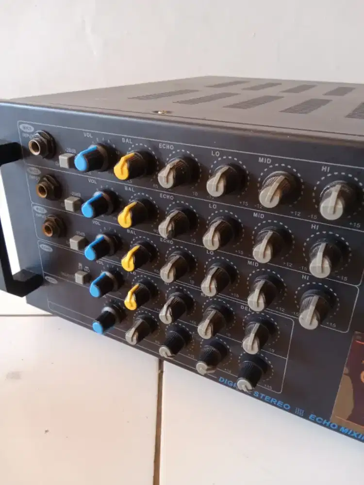 Power mixing karaoke 4 channel