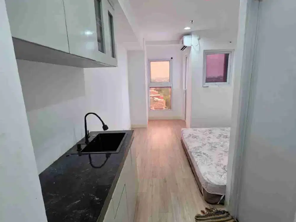 Dijual. apartemen type studio full furnish di tanjung barat sebrang Aeon