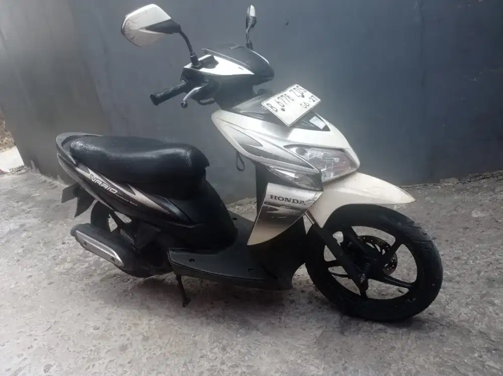 VARIO KARBU dari baru tgn ke 1 semua normal lengkap tinggal pakai