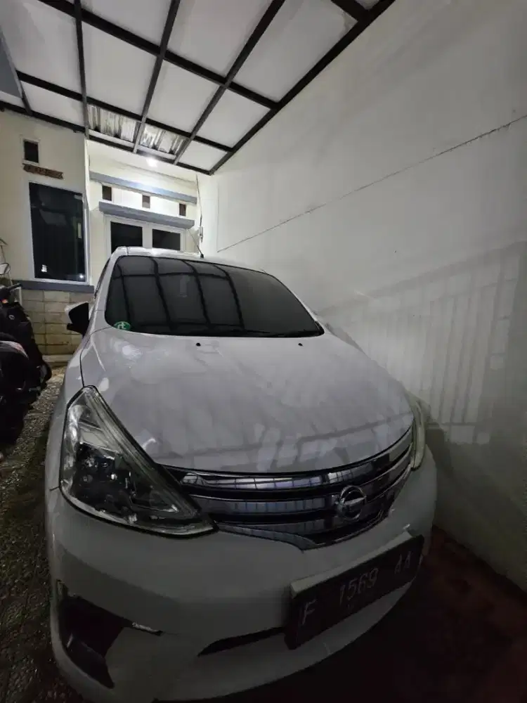 Dijual Mobil Livina HWS Manual